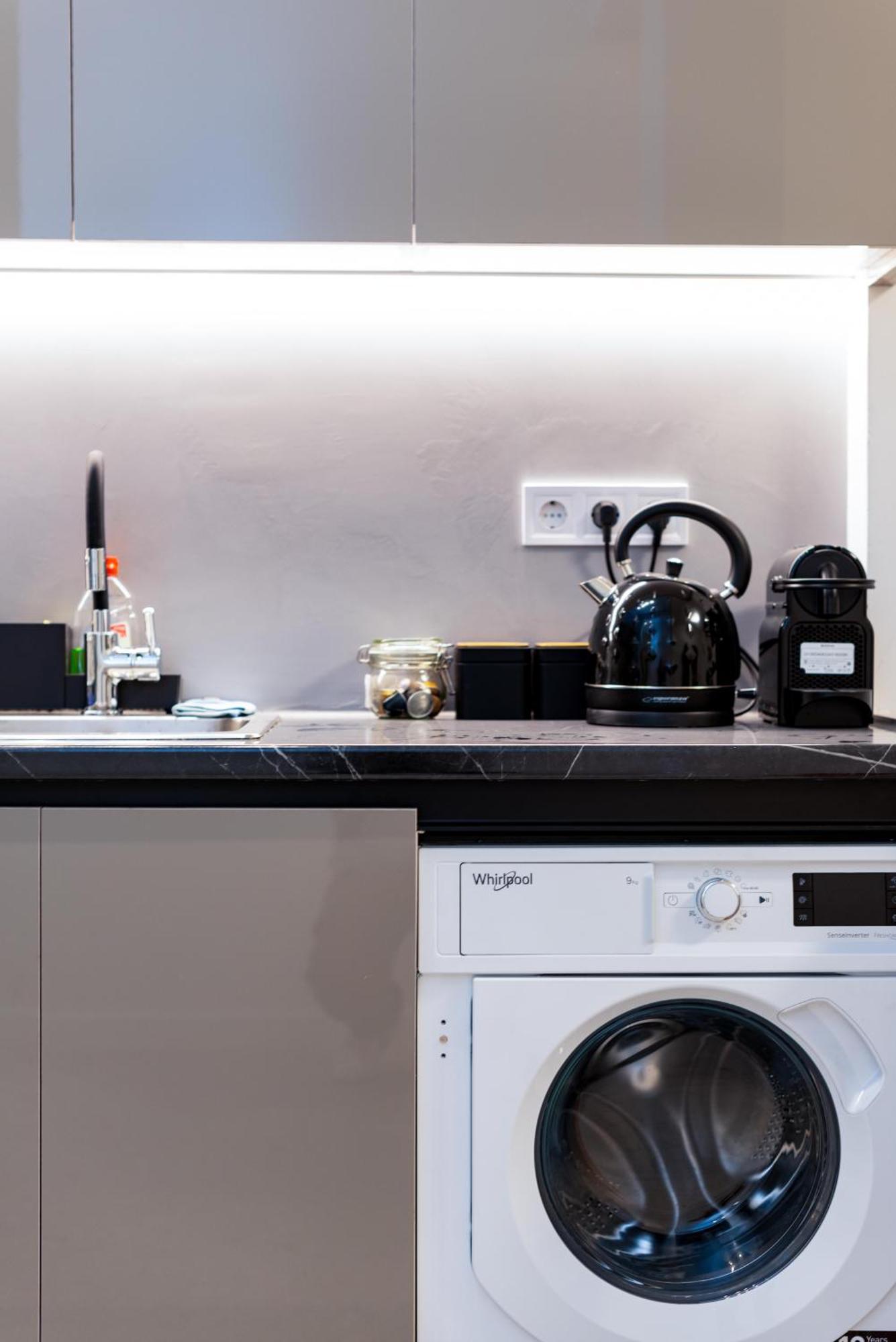 Zen Peace, Exarchia Apartment Атина Екстериор снимка